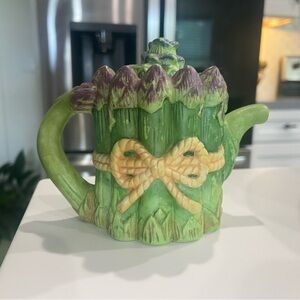 Avon Mini Asparagus Ceramic Teapot 1996